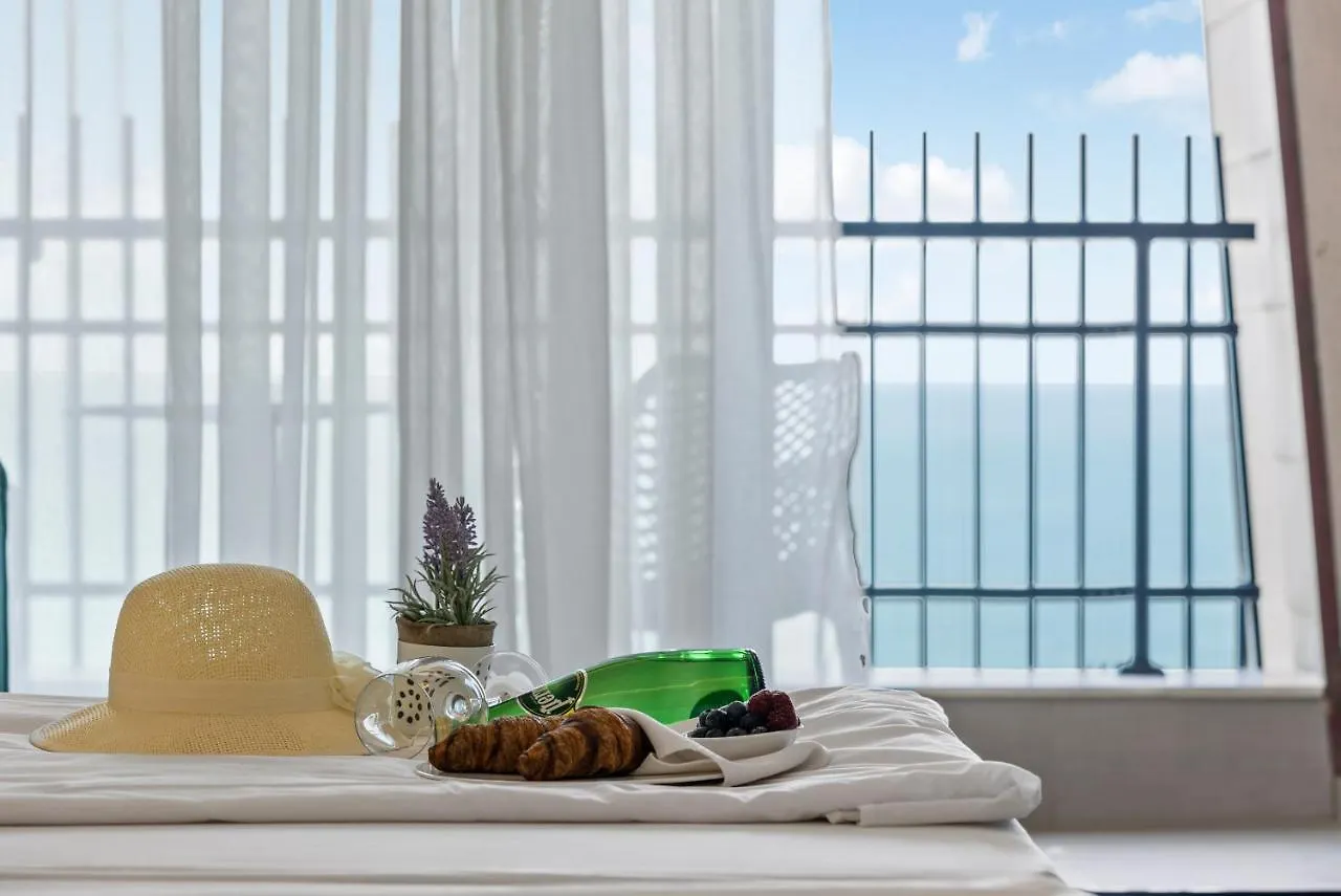 Hvd Nympha Hotel - Private Beach & Free Parking Golden Sands Semesteranläggning (resort)